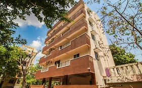 Itsy Hotels Riyas Grand